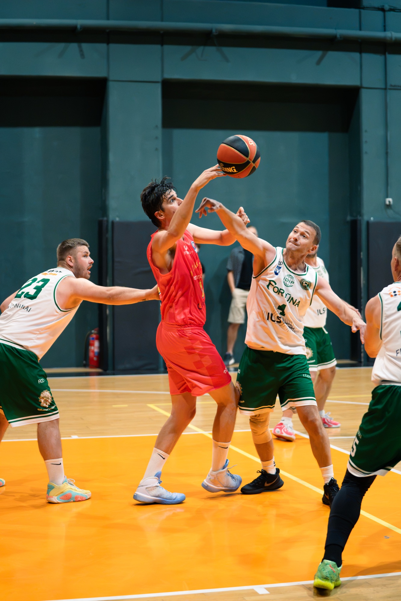 ¡Bros Group, a la gran final del +35! El título se decide ante Grecia